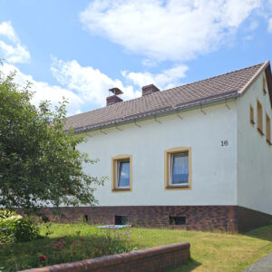 sprzedaz-dom-laz-16-budynek-mieszkalny-4