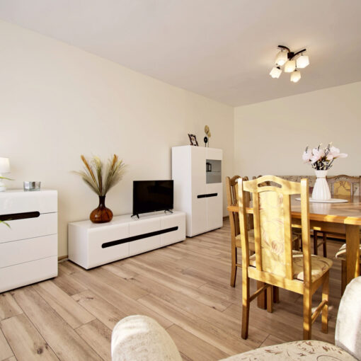 sprzedaz-zielona-gora-pomorskie-7d-salon-3