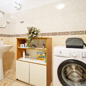 sprzedaz-zielona-gora-stary-kisielin-dojazdowa-48-lazienka-2