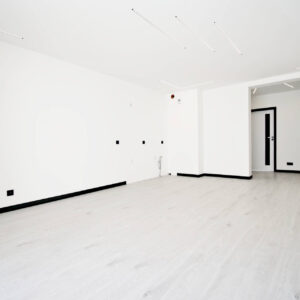 sprzedaz-zielona-gora-jagiellonki-4a-salon-2